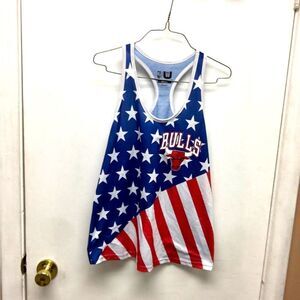 Chicago Bulls American Flag Women’s Tank Top size Medium